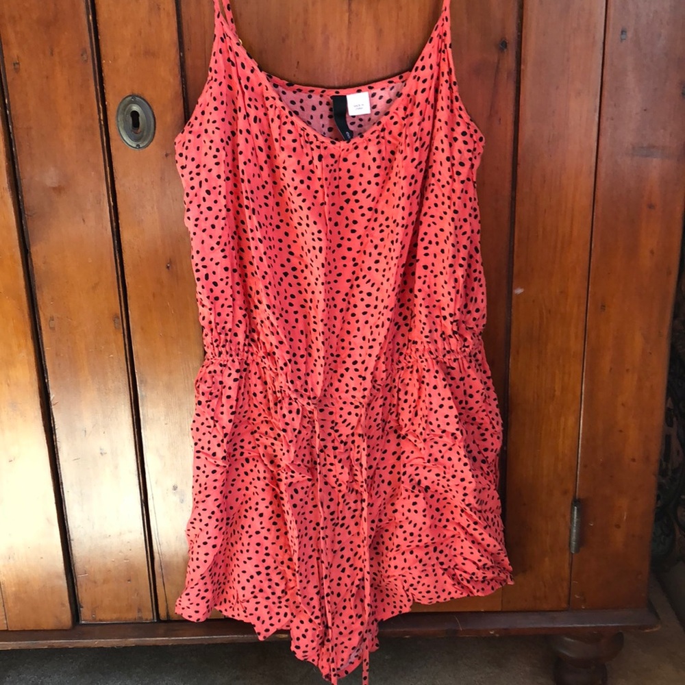Cute coral romper! H&M